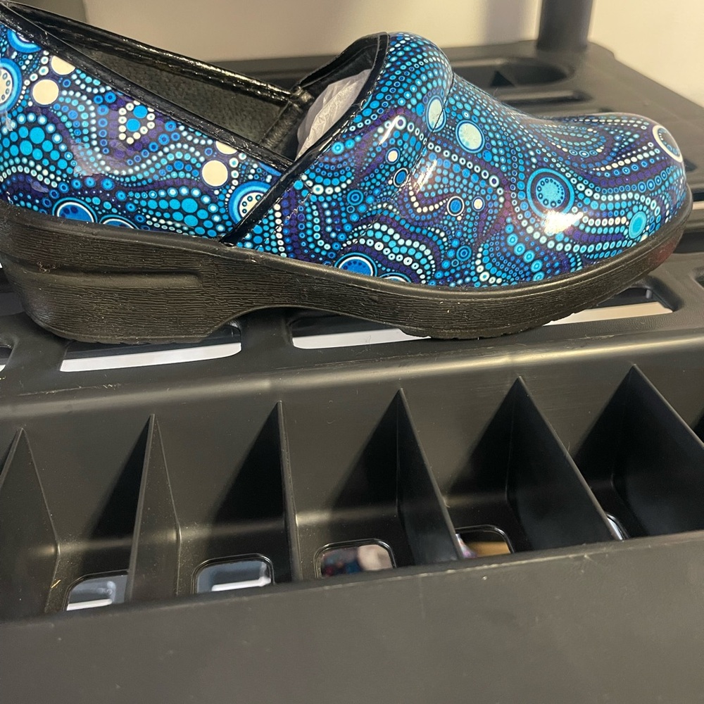Savvy Blue Patterned Women's Mules